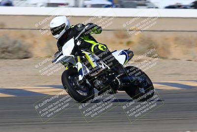 media/Jan-08-2022-SoCal Trackdays (Sat) [[1ec2777125]]/Turn 14 Outside (1050am)/